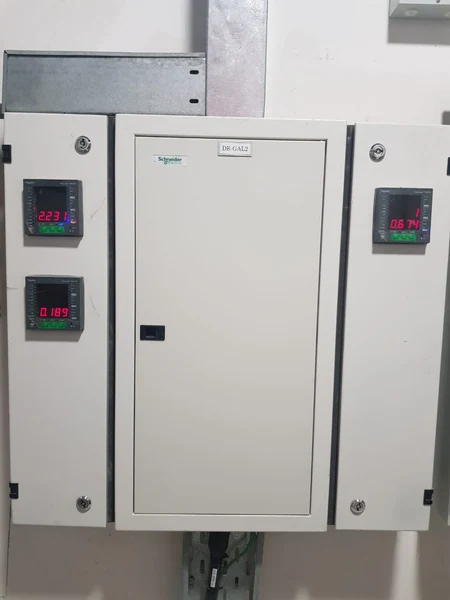 db gal2 panel 5f7bac34
